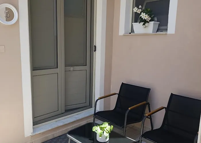 Alojamento de Acomodação e Pequeno-almoço Residenza Malta 3*